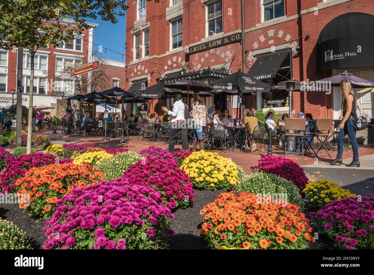 Salem Street High Resolution Stock Photography and Images - Alamy