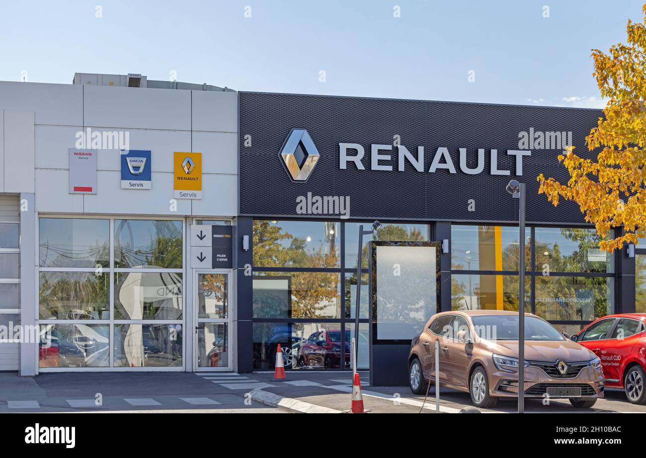 bænk politik ingeniør Belgrade, Serbia - September 09, 2021: Renault Dacia and Nissan Together  Official Service and Salon Stock Photo - Alamy