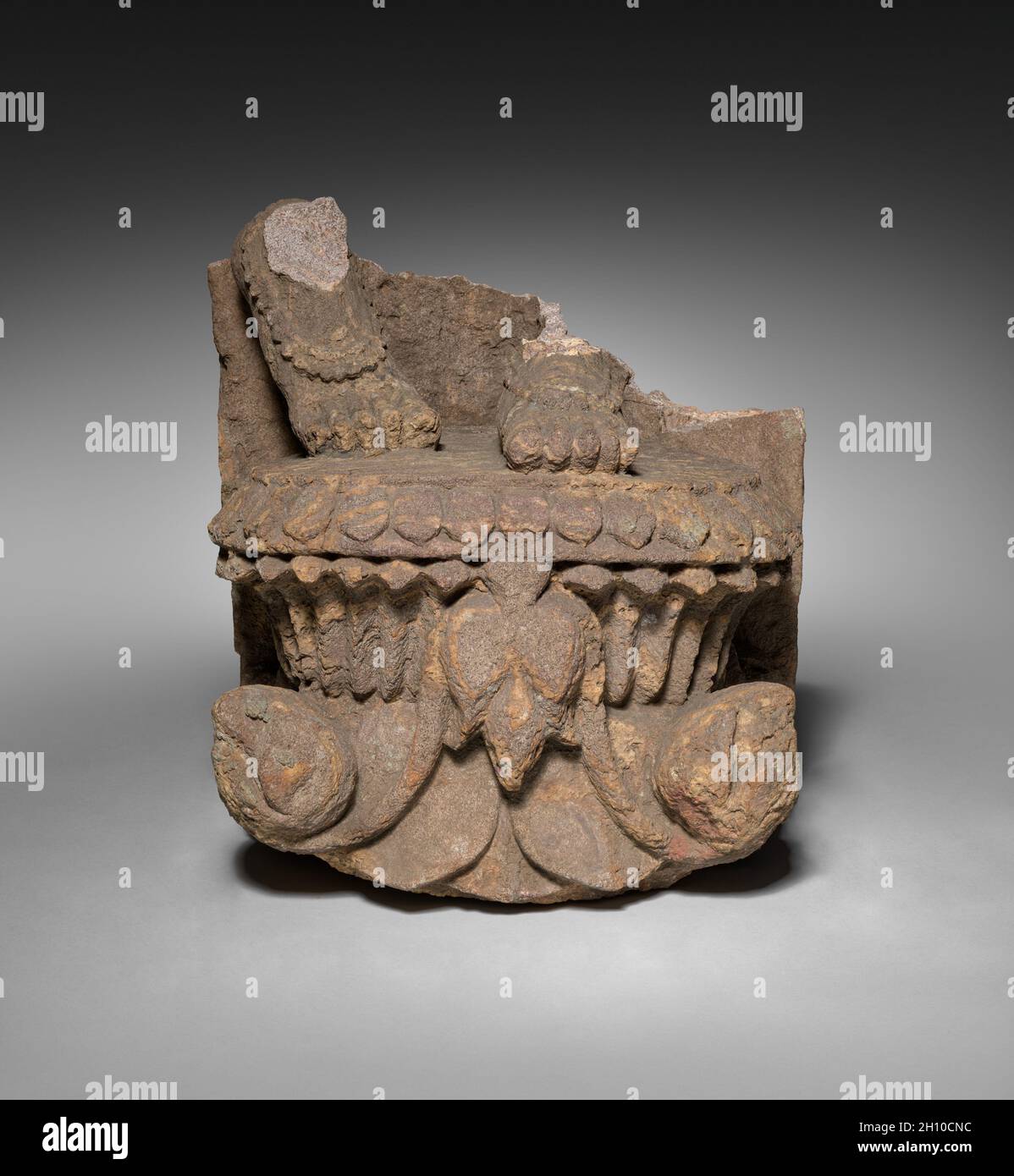 Base and Feet of Devata or Yakshi, 20th century fake. India, Province of  Orissa, 20th century. Sandstone Stock Photo - Alamy, image size:1198x1390