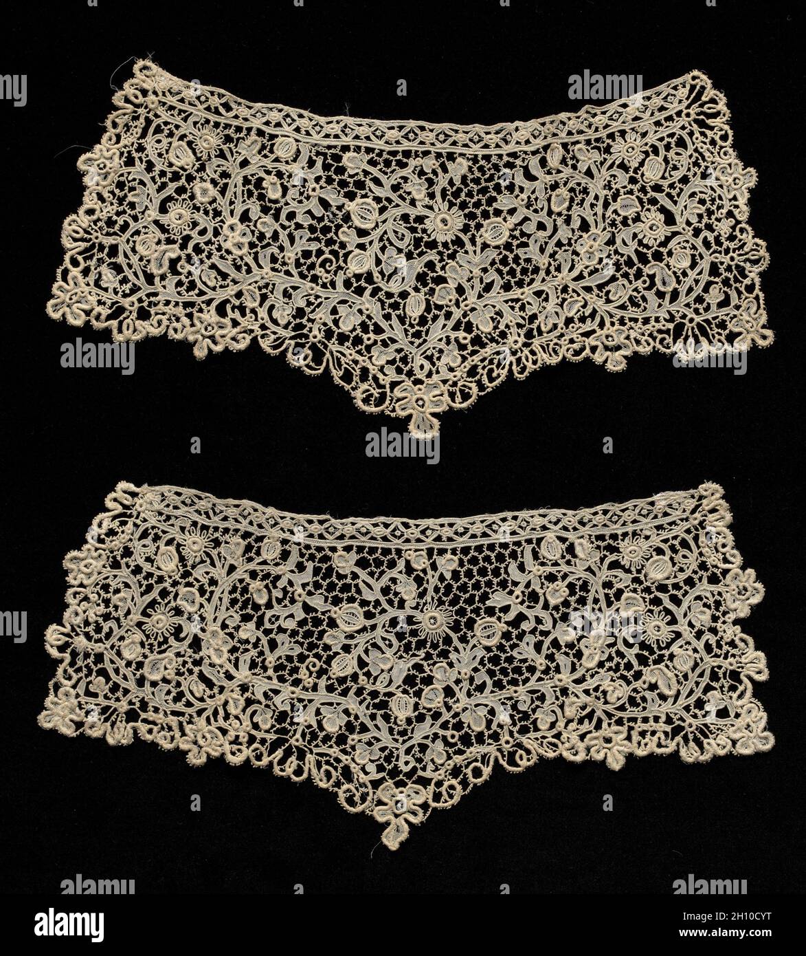 Needlepoint (Venetian Rose Point) Lace Cuffs, 17th-18th century