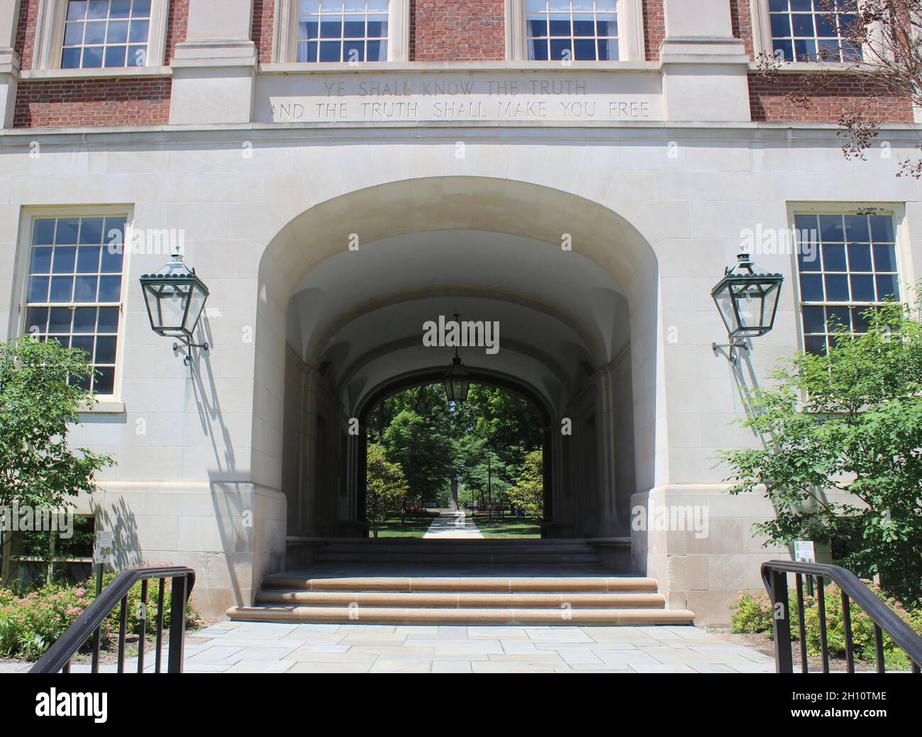 Upham Arch, Upham Hall, Miami University, Oxford, Ohio Stock Photo Alamy