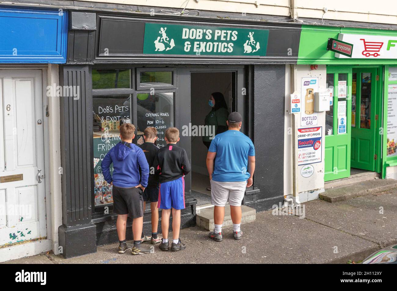 Opening up a passage hires stock photography and images Alamy