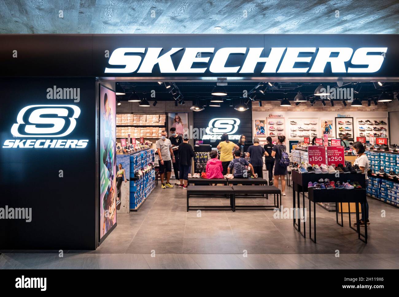 Hong Kong, China. 07th Oct, 2021. American lifestyle and performance  footwear brand Skechers store at Tung Chung district in Hong Kong. Credit:  SOPA Images Limited/Alamy Live News Stock Photo - Alamy