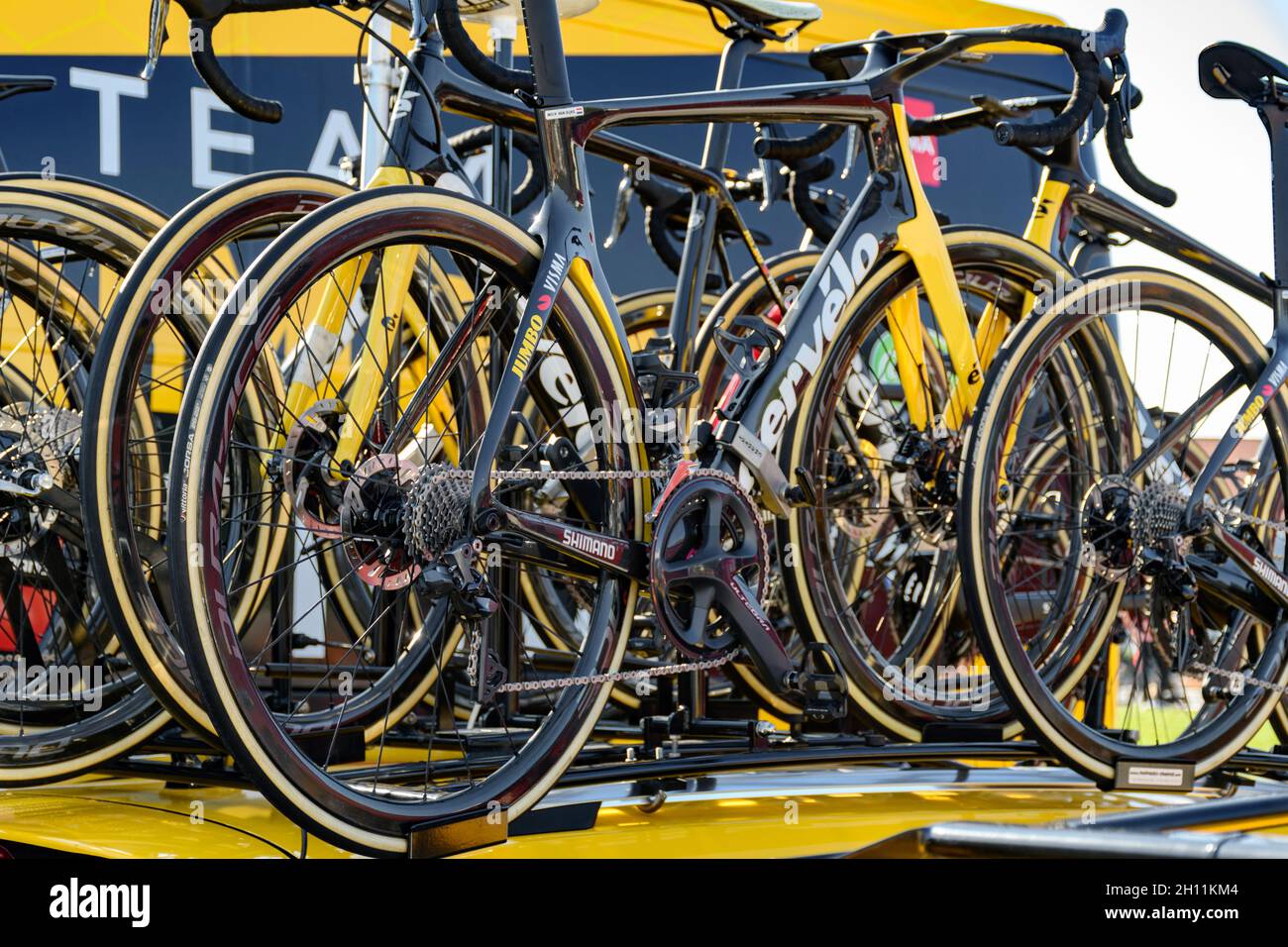 Black and yellow road bike sales