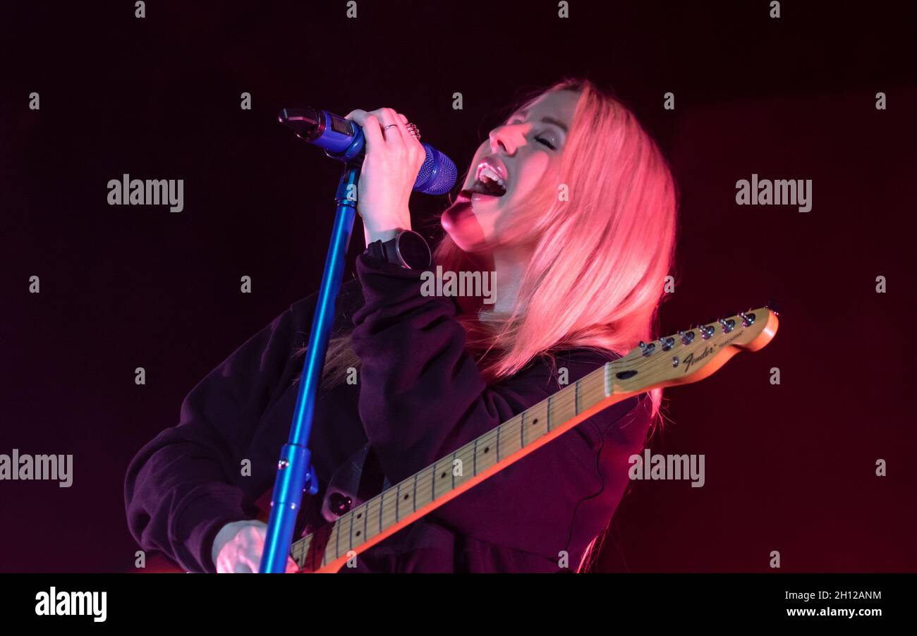Bournemouth, UK. 15th Oct, 2021. Ellie Goulding at the O2 Academy, Bournemouth, UK. 15 October 2021.Credit: Charlie Raven/Alamy Live News Credit: Charlie Raven/Alamy Live News Stock Photo