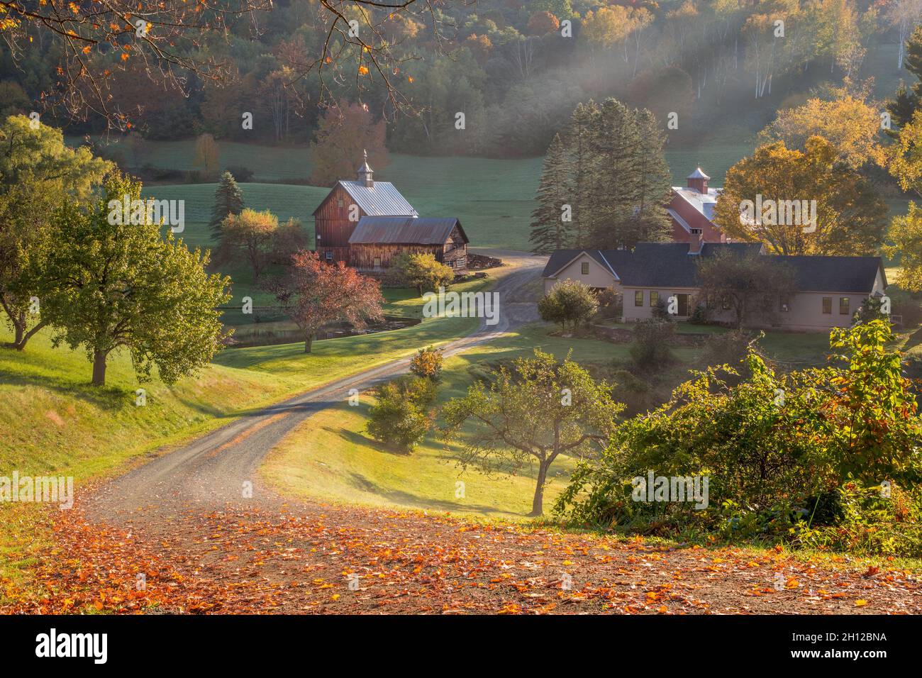 Sleepy Hollow Farm in autumn, Cloudland Road, Woodstock, Vermont Stock