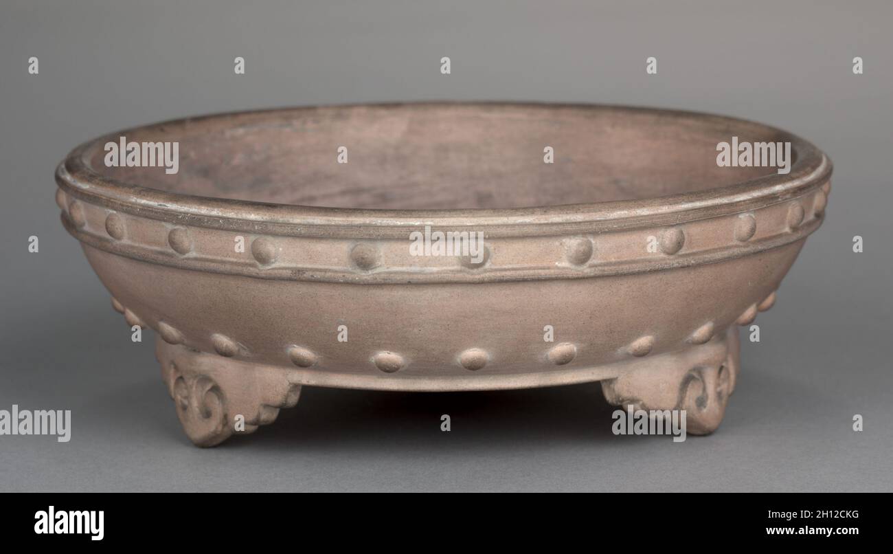 https://c8.alamy.com/comp/2H12CKG/bulb-bowl-jun-type-960-1279-northern-china-song-dynasty-960-1279-unglazed-ceramic-overall-64-x-185-cm-2-12-x-7-516-in-2H12CKG.jpg