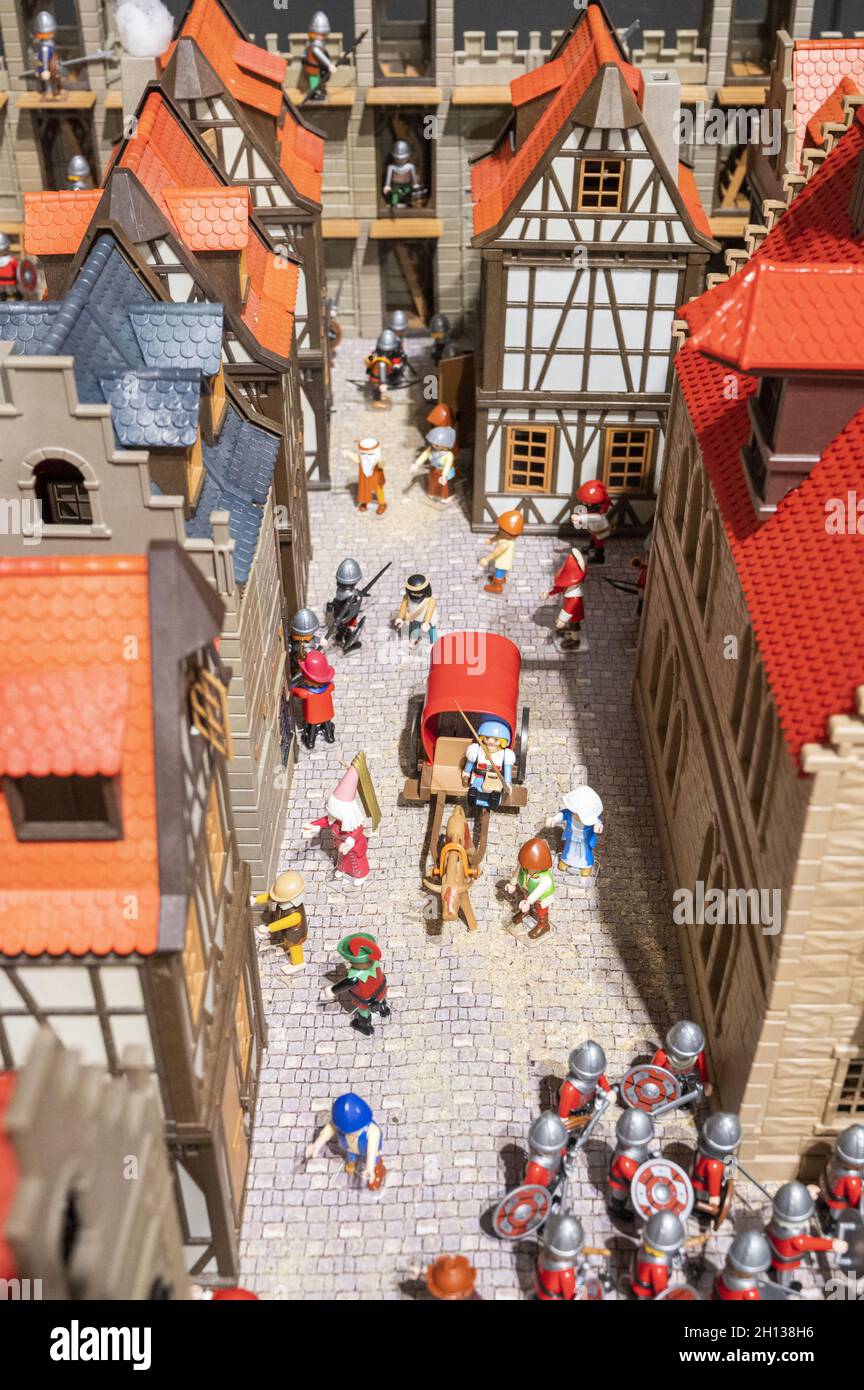 MANRESA, SPAIN - Sep 24, 2021: A vertical shot of a LEGO recreation of a  chariot and military forces on the street in Manresa, Spain Stock Photo -  Alamy