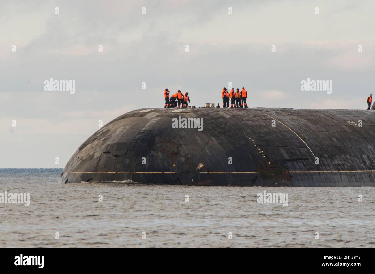 October, 2021 - Severodvinsk. Submarine mooring operations. Russia, Arkhangelsk region Stock Photo