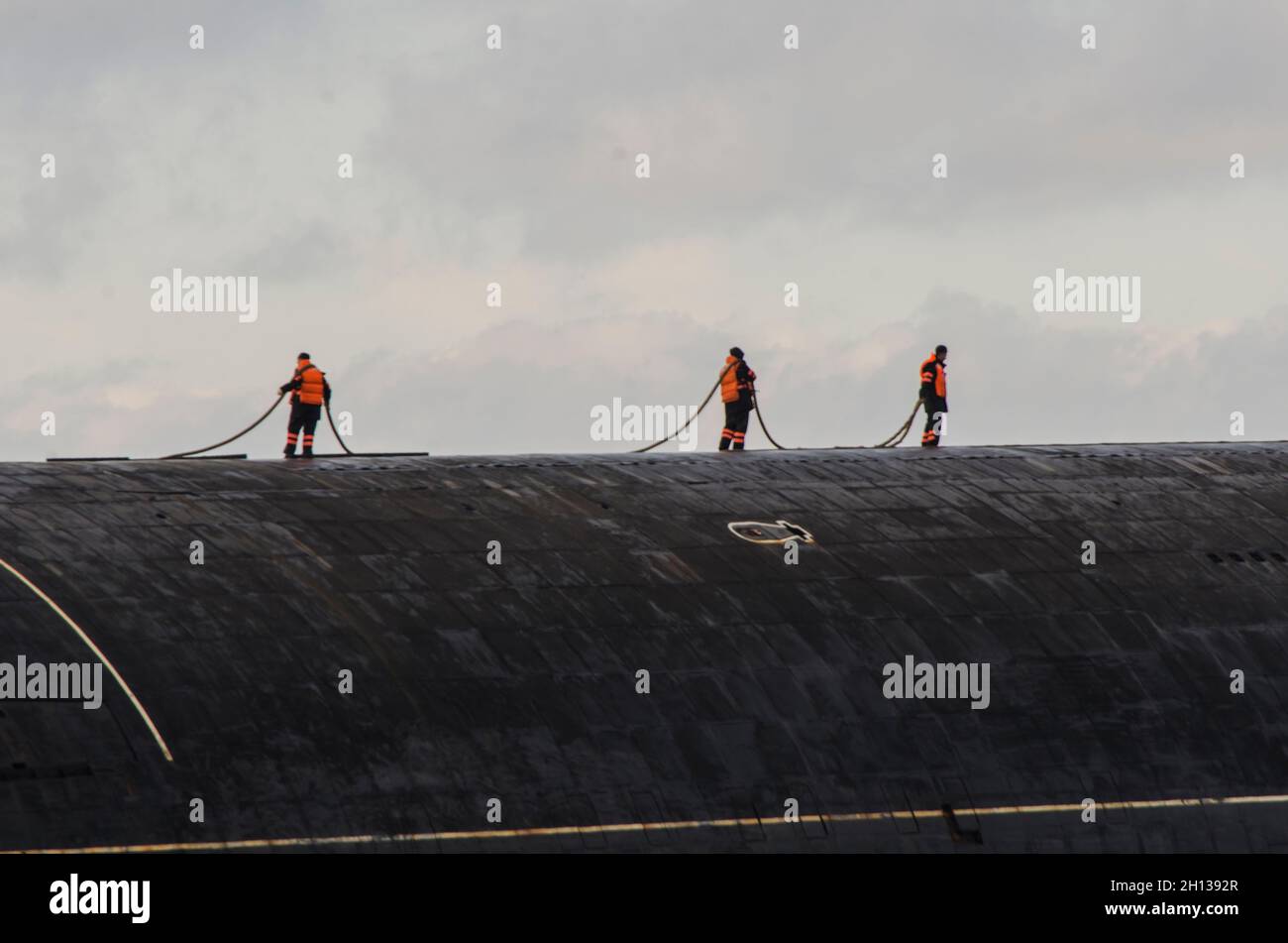 October, 2021 - Severodvinsk. Submarine mooring operations. Russia, Arkhangelsk region Stock Photo