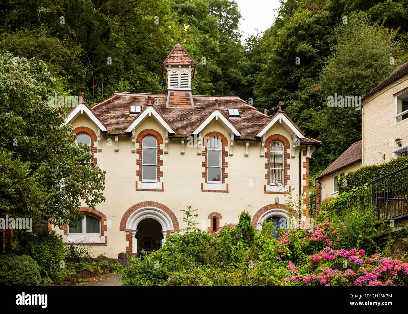 Holy well spring water uk hires stock photography and images Alamy