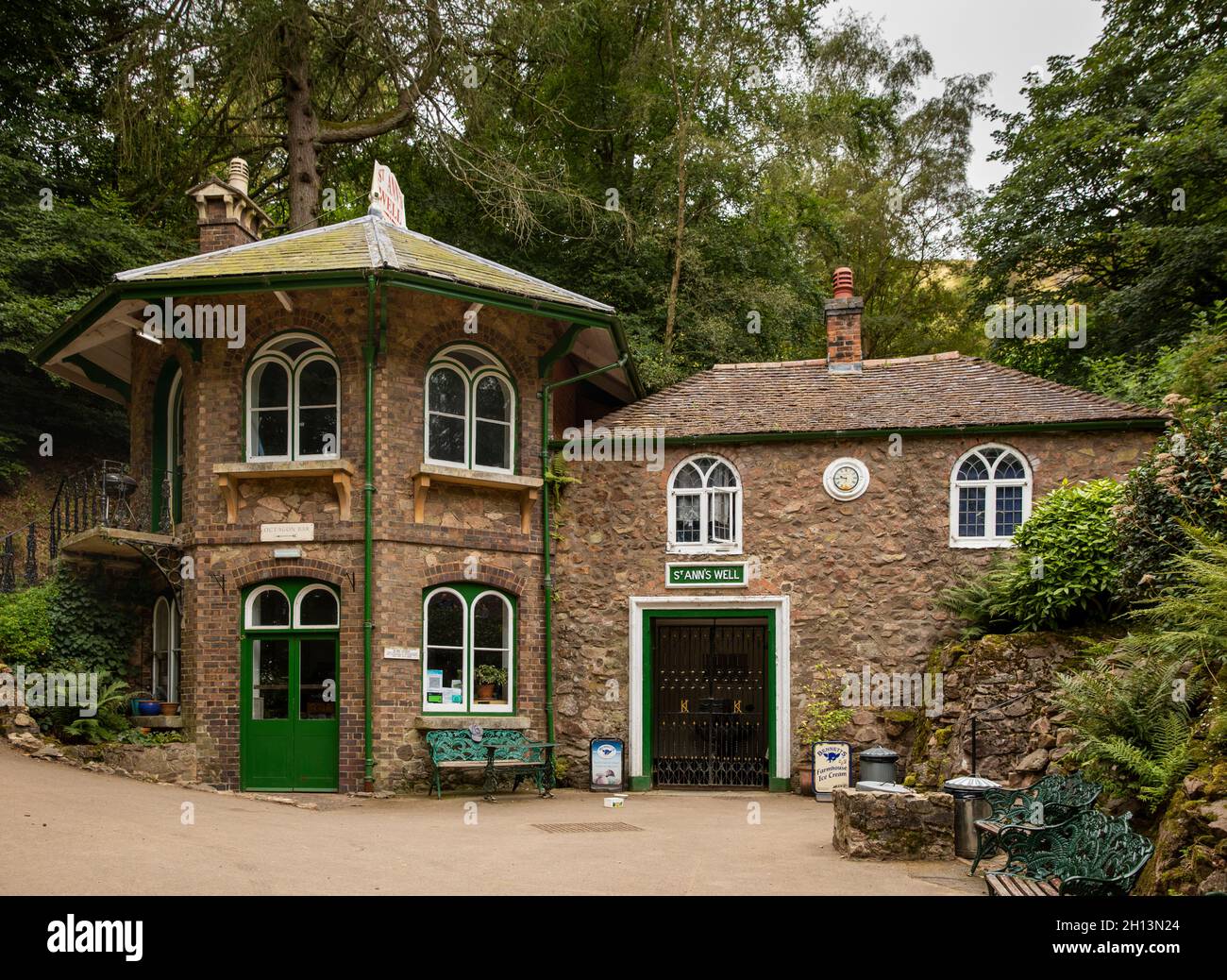 Holy well spring water uk hires stock photography and images Alamy