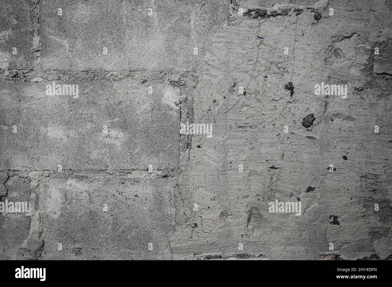 Demolish cracked concrete wall texture background Stock Photo