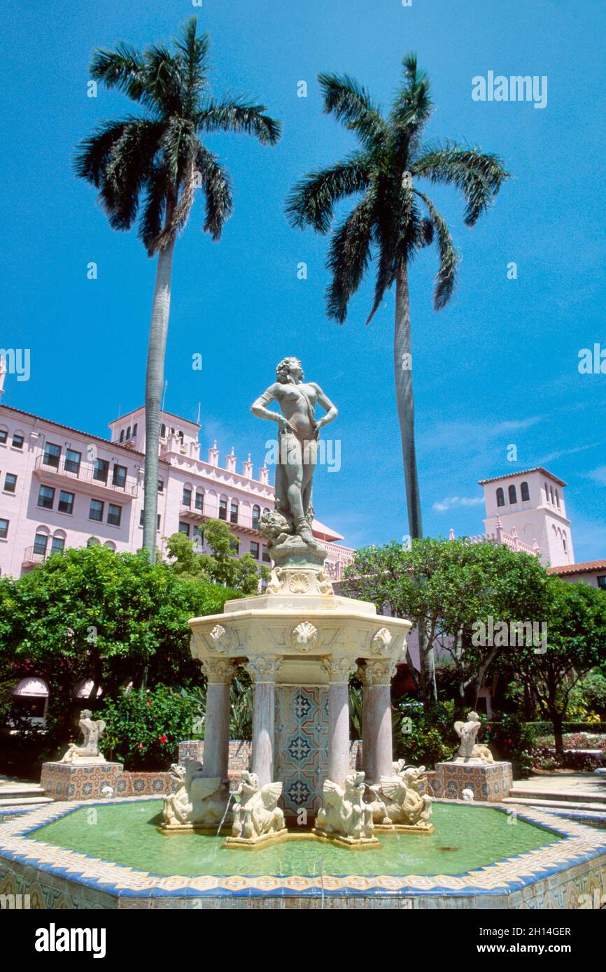 Boca Raton Florida Resort & Club Waldorf Astoria built 1926,fountain Mediterranean style,hotel outside exterior property Stock Photo