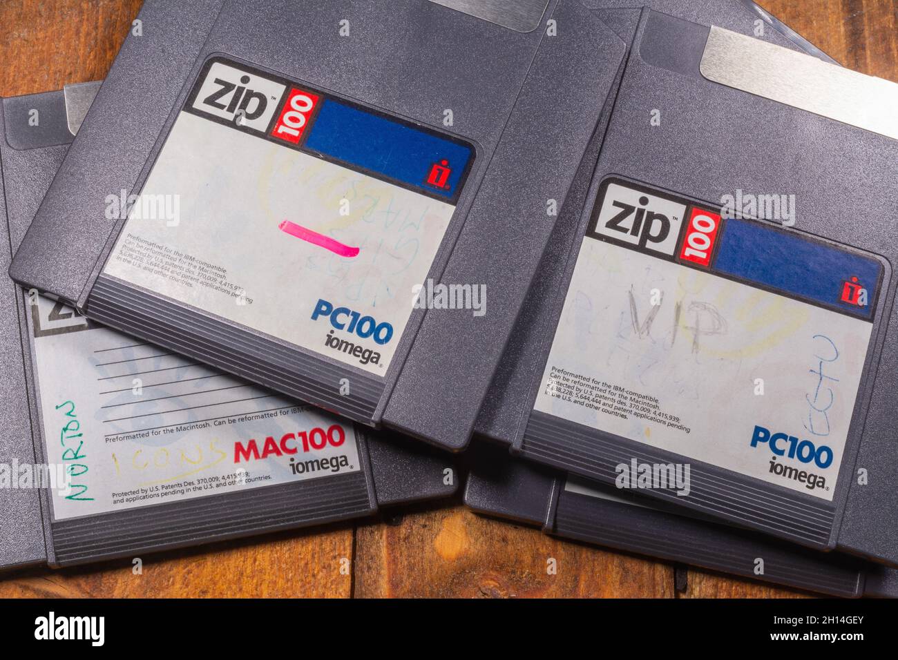 Old 100 Mb Zip disks fr PCs and Macs Stock Photo Alamy