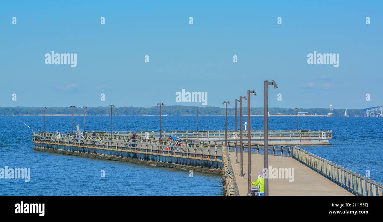 Matapeake fishing pier hires stock photography and images Alamy