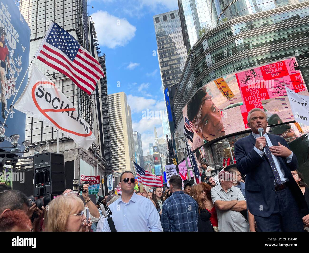 Robert f kennedy jr. square hi-res stock photography and images - Alamy