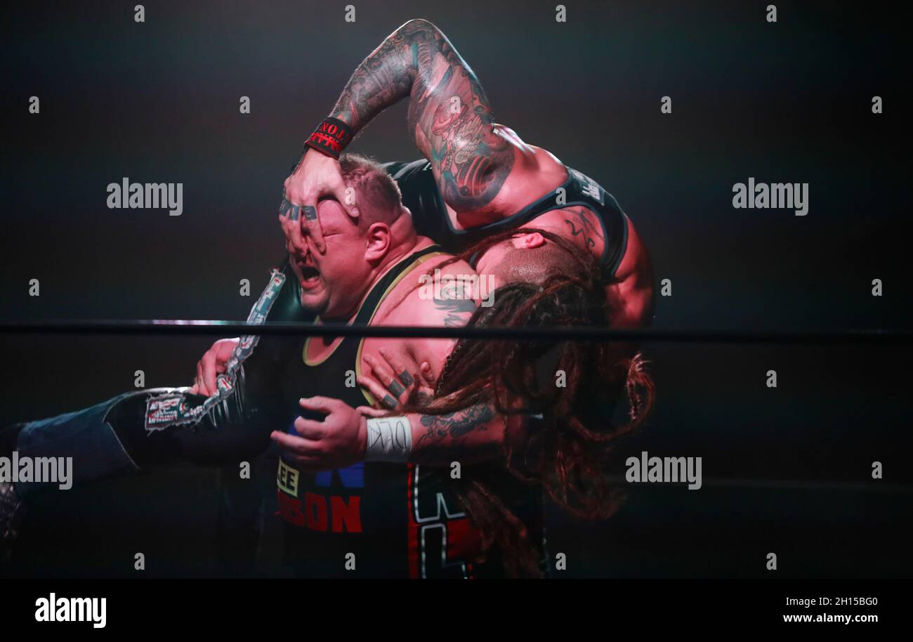 Bloomington, United States. 09th Oct, 2021. KLD wrestles Madman Fulton during the Rival Showdown pro wrestling event at the National Guard Armory in Bloomington. Credit: SOPA Images Limited/Alamy Live News Stock Photo