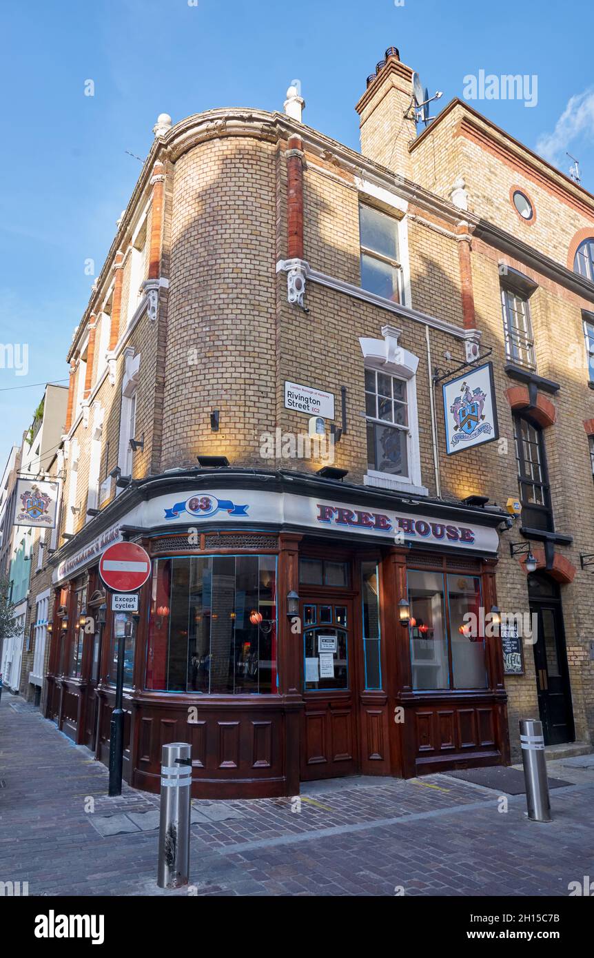 rivington street Shoreditch hoxton bricklayers arms Stock Photo Alamy