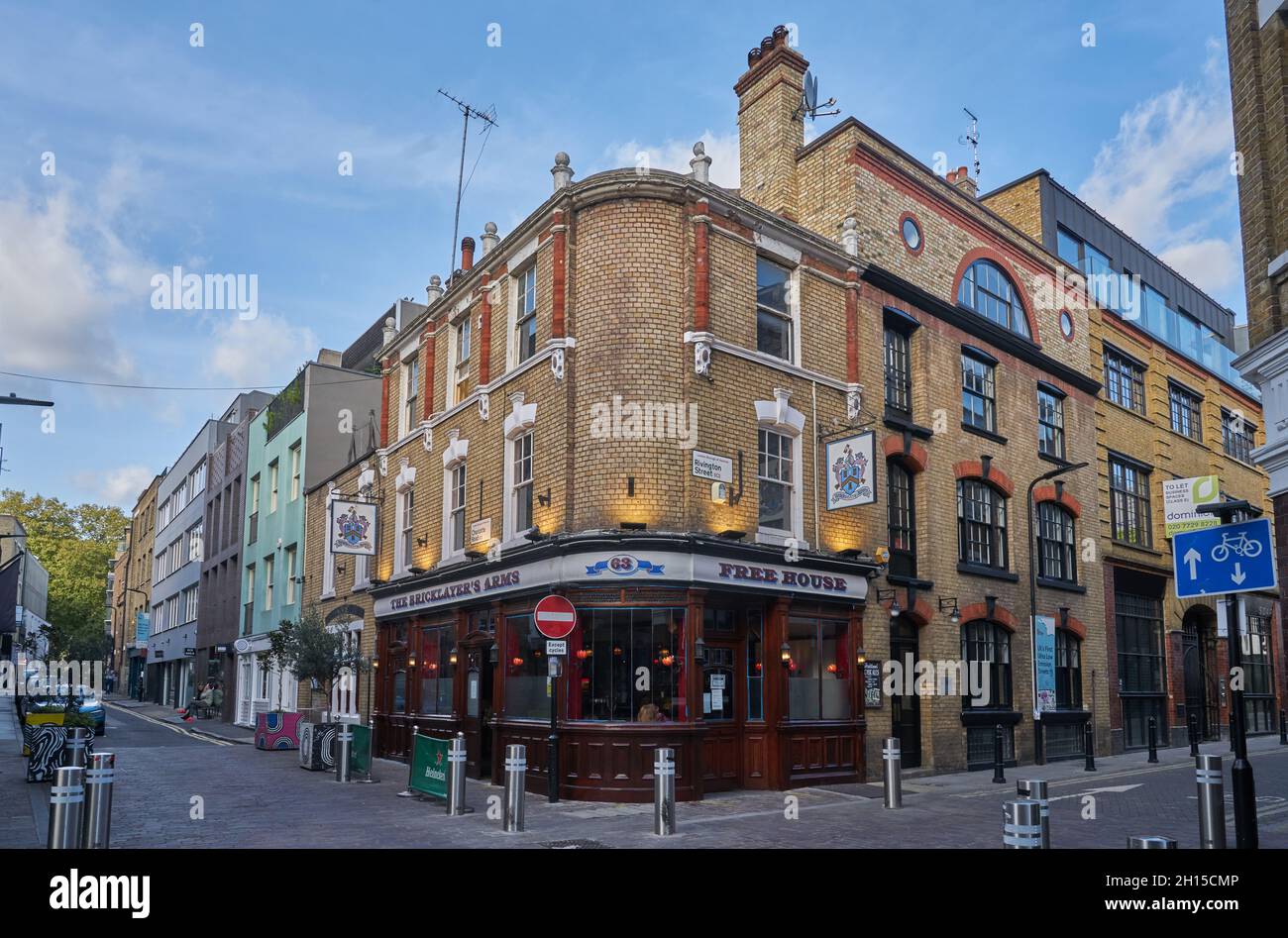 rivington street Shoreditch hoxton bricklayers arms Stock Photo