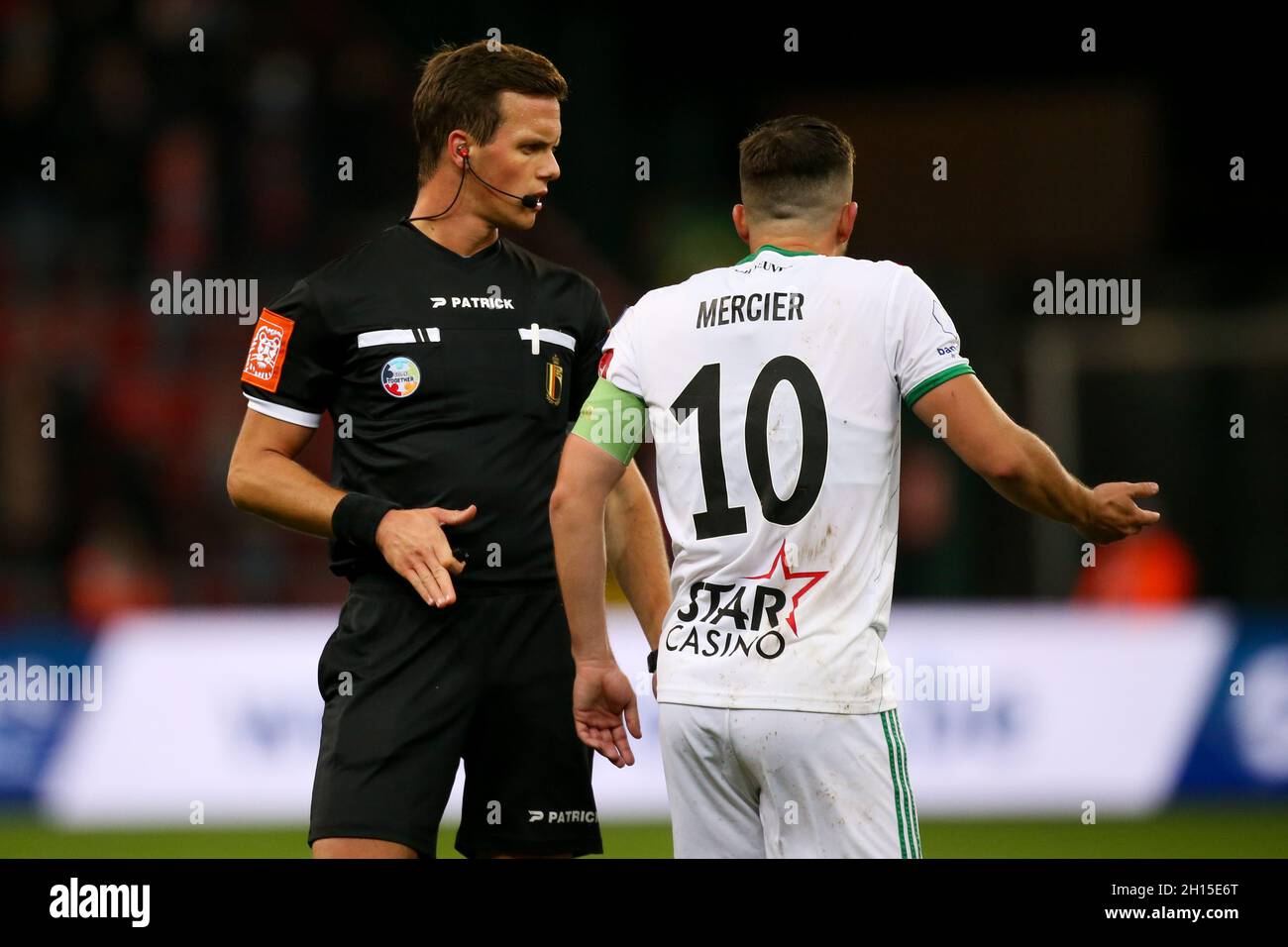Luik Belgium October 16 Referee Kevin Van Damme Xavier Mercier Of Oh Leuven During The Jupiler Pro League Match Between Standard Luik And Oh Leuven At Maurice Dufrasnestadion On October 16 Luik Belgium October 16 Referee Kevin Van Damme Xavier Mercier Of Oh Leuven During The Jupiler Pro League Match Between Standard Luik And Oh Leuven At Maurice Dufrasnestadion On October 16