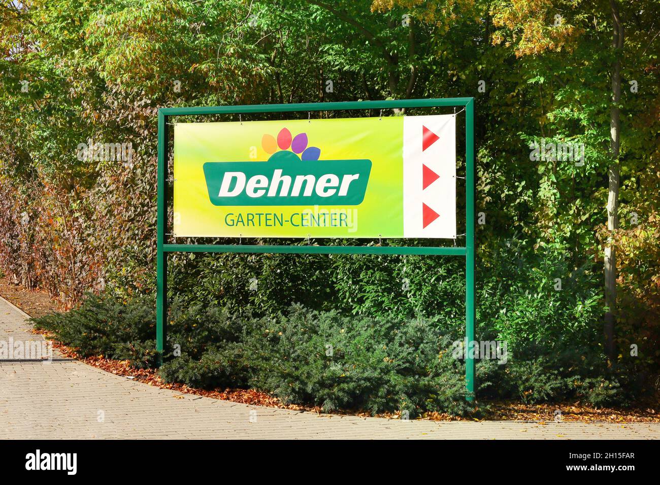 Wholesale plants hires stock photography and images Alamy