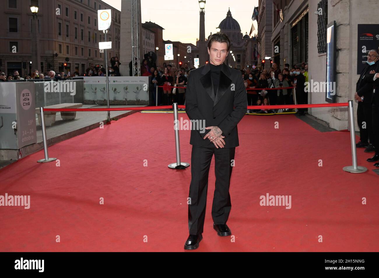 Rome, Italy. 16th Oct, 2021. Bejamin Mascolo attends the Time is up film red carpet at the Auditorium Conciliazione. Credit: SOPA Images Limited/Alamy Live News Stock Photo