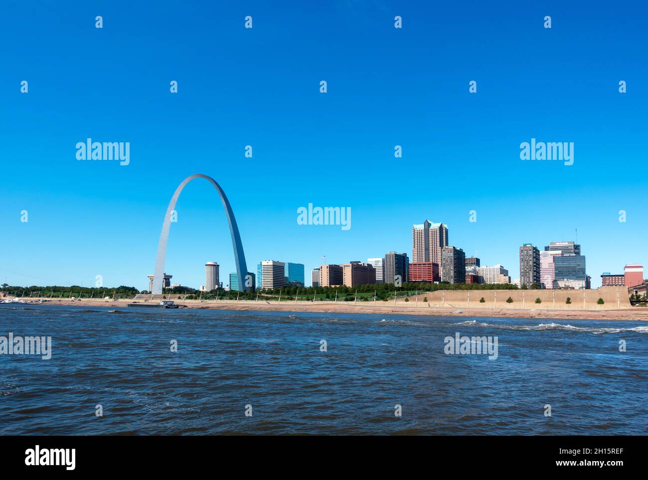 Gateway Arch and downtown St Louis, Missouri Stock Photo