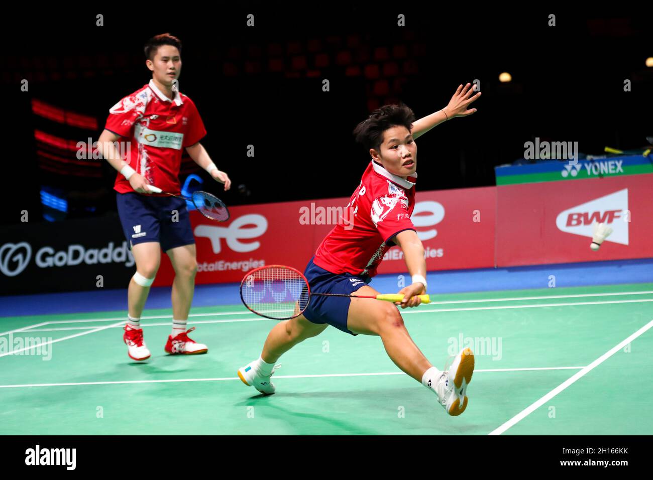 Aarhus, Denmark. 16th Oct, 2021. Huang Dongping (R)/Li Wenmei of