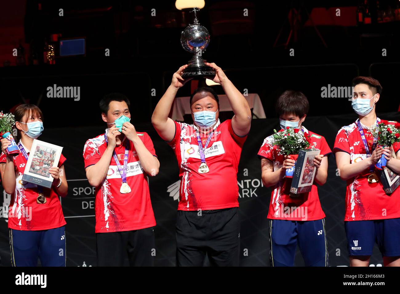Aarhus, Denmark. 17th Oct, 2021. Members of team China celebrate 