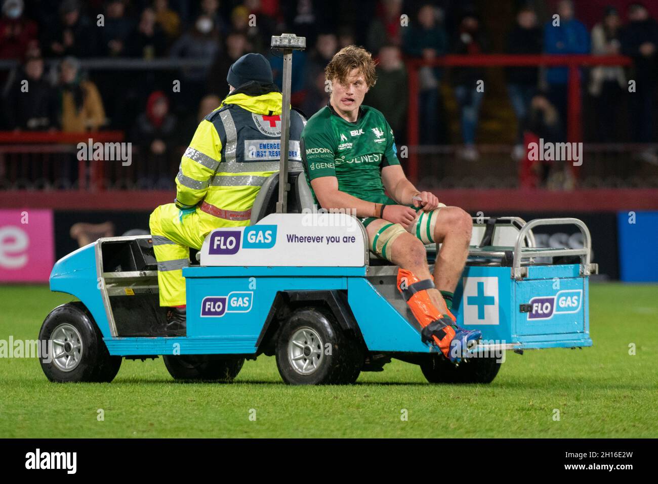Cian prendergast connacht rugby hi-res stock photography and images - Alamy