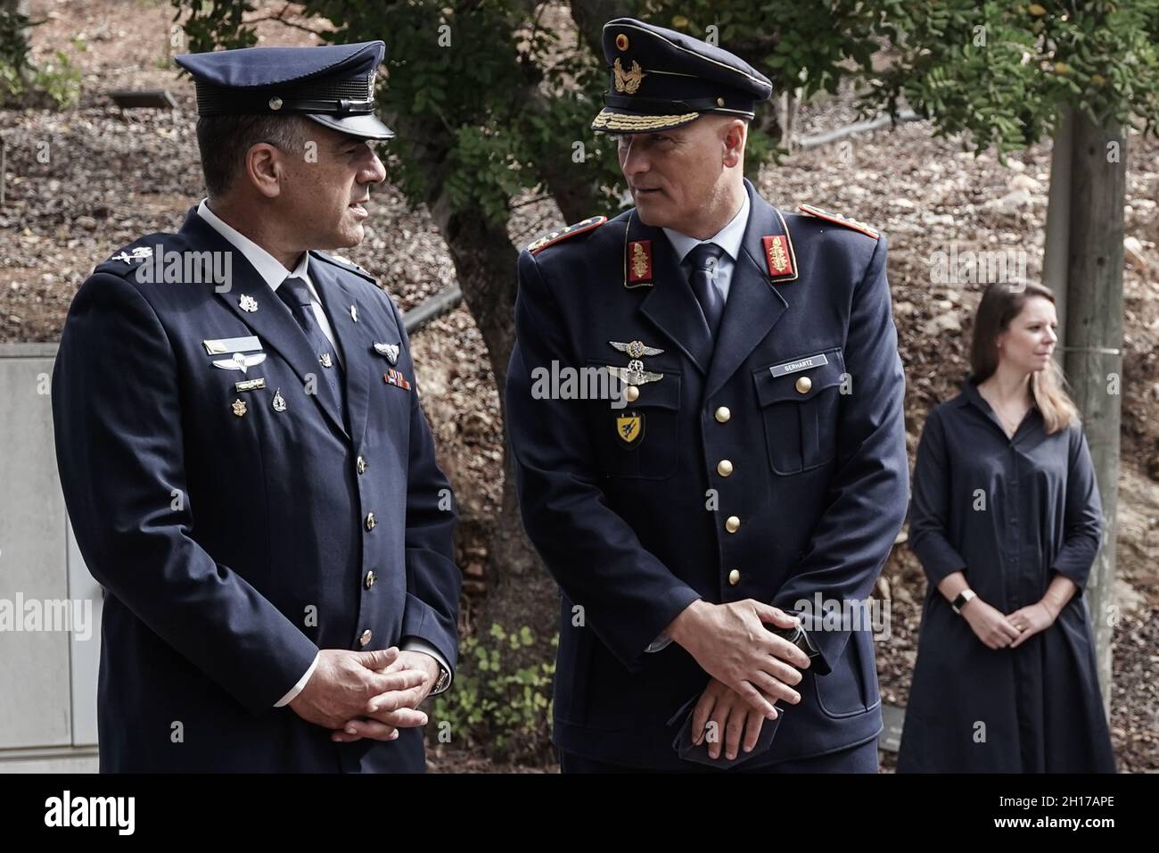 Jerusalem, Israel. 17th October, 2021. Israel Air Force Commander Maj. Gen. AMIKAM NORKIN (L), and counterpart German Luftwaffe Commander Lieutenant General INGO GERHARTZ (R), pay respects by a tree honoring Righteous Among the Nations, airman, Karl Laabs, while on a tour of the Yad Vashem Holocaust Museum prior to the start of the Blue Flag 2021 excersize. The international exercise, considered the largest and most advanced aerial exercise in Israel, takes place with the participation of air forces from Israel, Germany, Italy, Britain, France, India, Greece and the United States. Credit: Nir Stock Photo