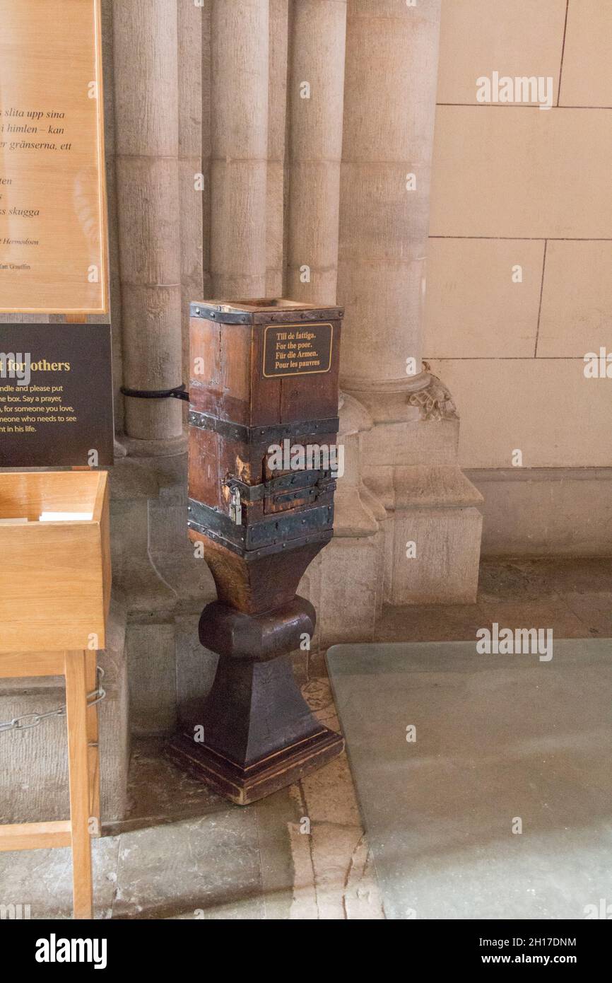 Alms box hi-res stock photography and images - Alamy