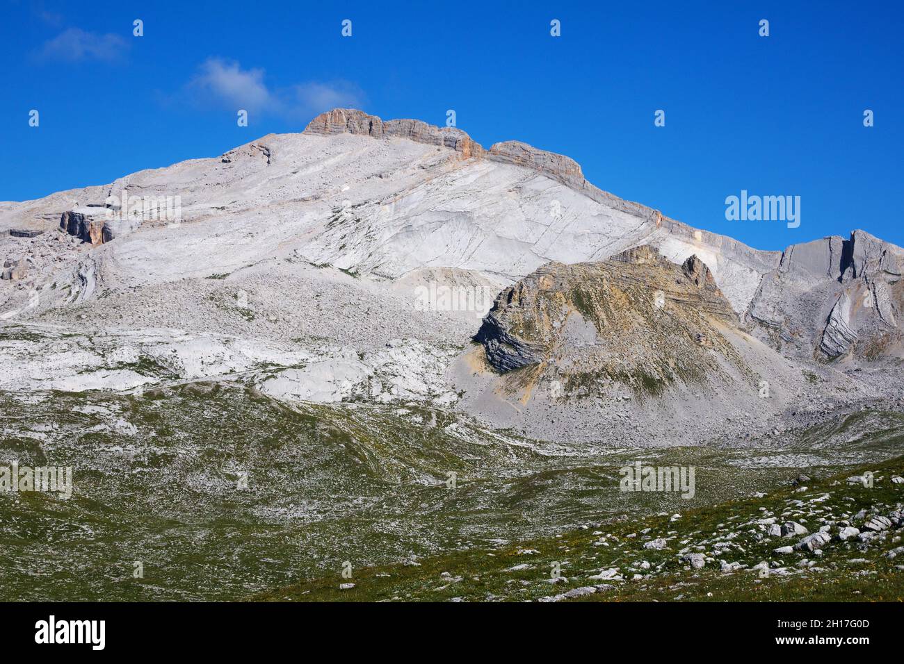 Karst landscape near Sas dle Crusc mountain group. Sasso delle Dieci peak. The Dolomites of Fanes-Senes-Braies nature park. Italian Alps. Europe. Stock Photo