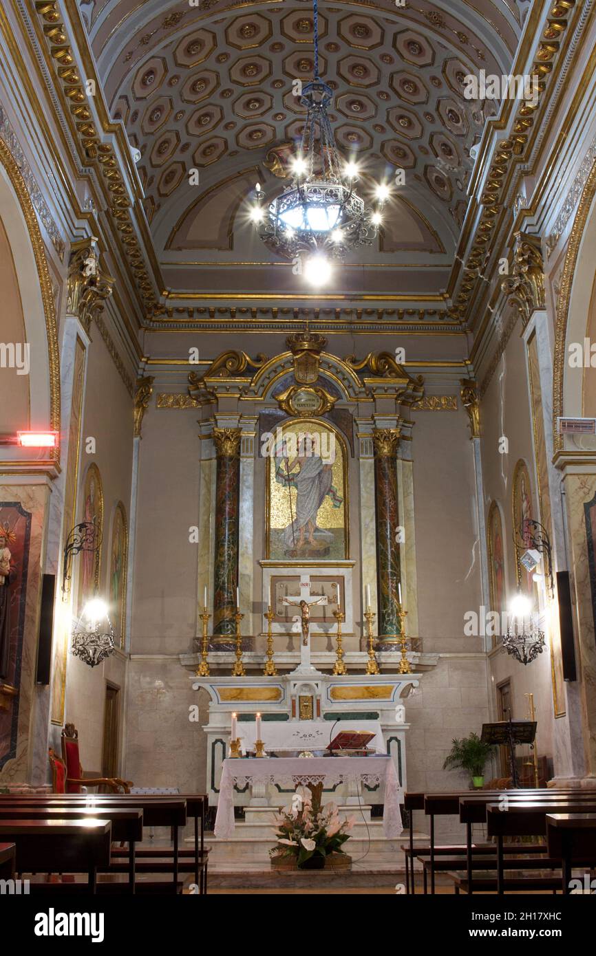 Parrocchia San Salvatore in Civitella Messer Raimondo, Abruzzo Italy Stock Photo