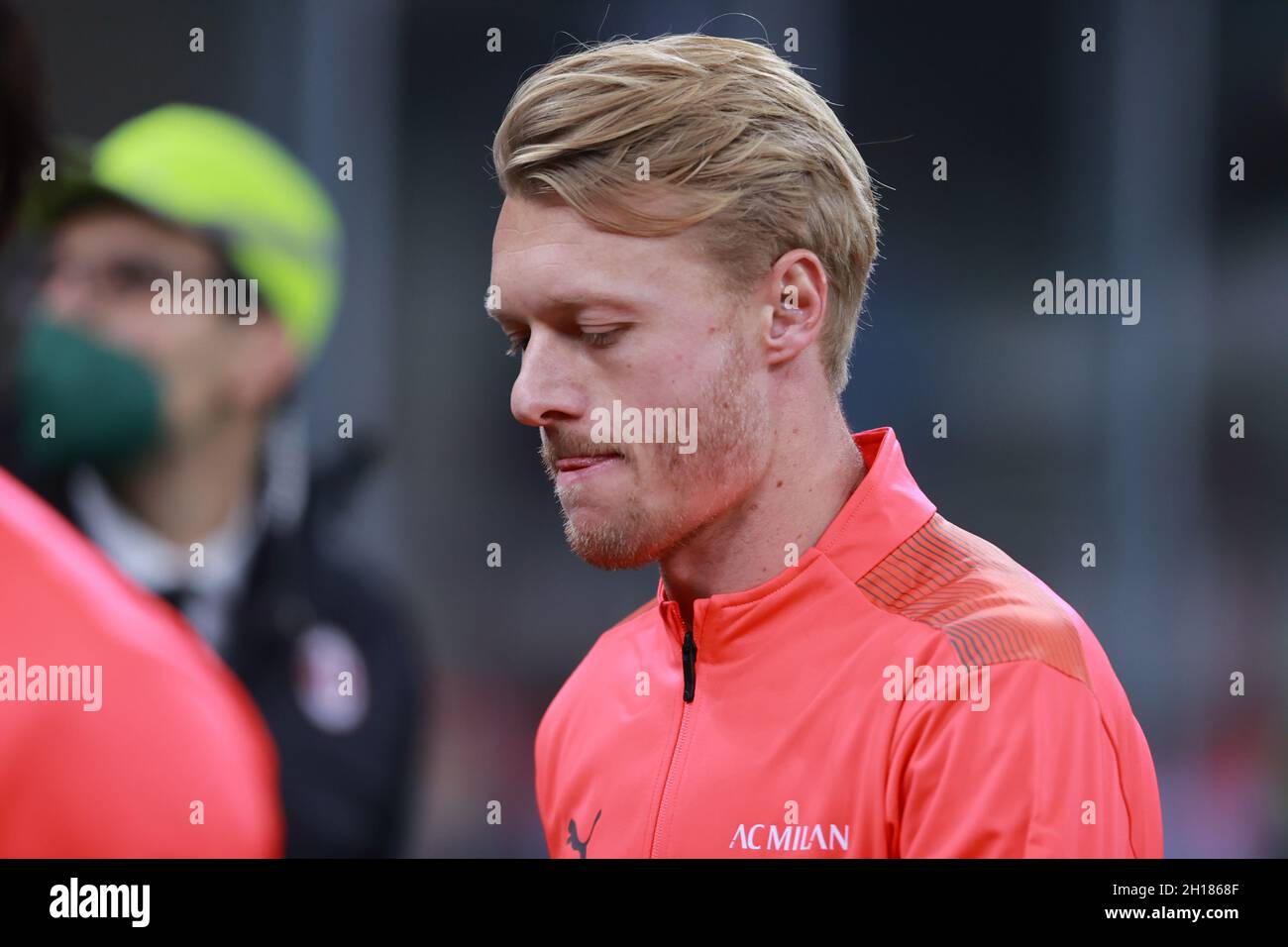 Simon Kjaer of AC Milan during the Serie A 2021/22 football match between  AC Milan and Hellas Verona FC at Giuseppe Meazza Stadium, Milan, Italy on  October 16, 2021 Stock Photo - Alamy