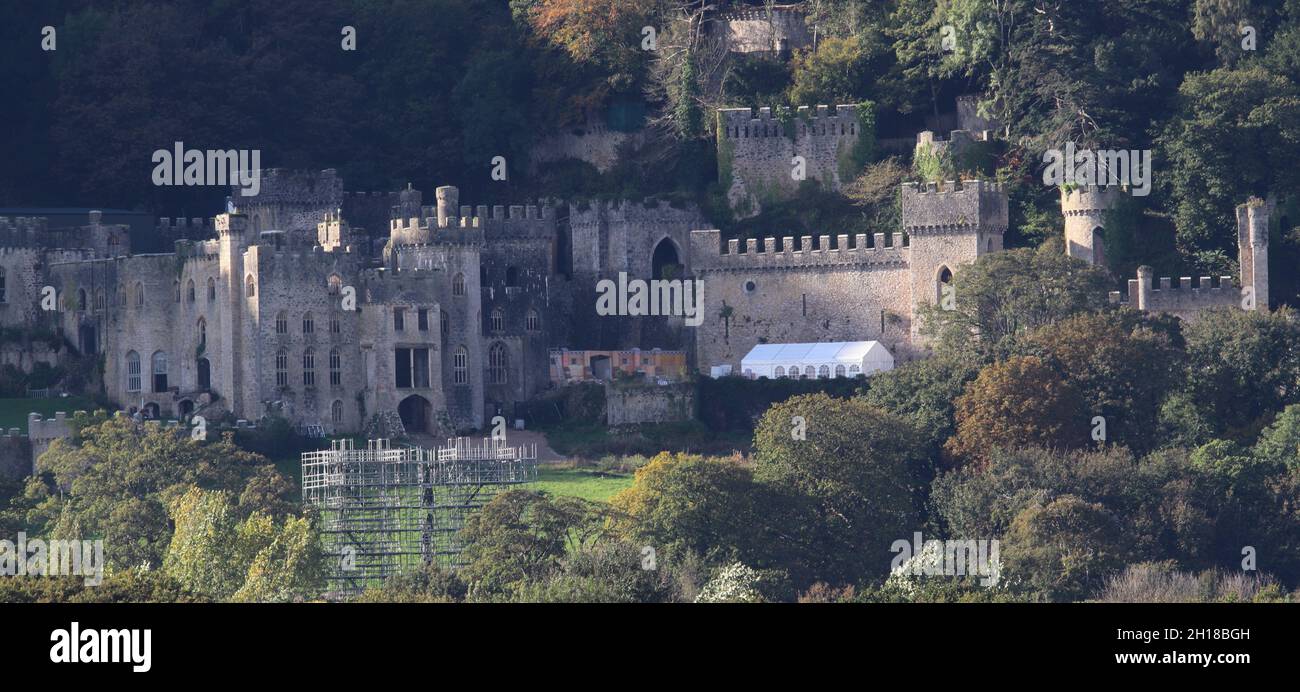Gwrych Castle Abergele North Wales. Final weeks of construction at Gwrych castle, shots of the castle show a makeshift structures that may be a bush tucker trials Stock Photo