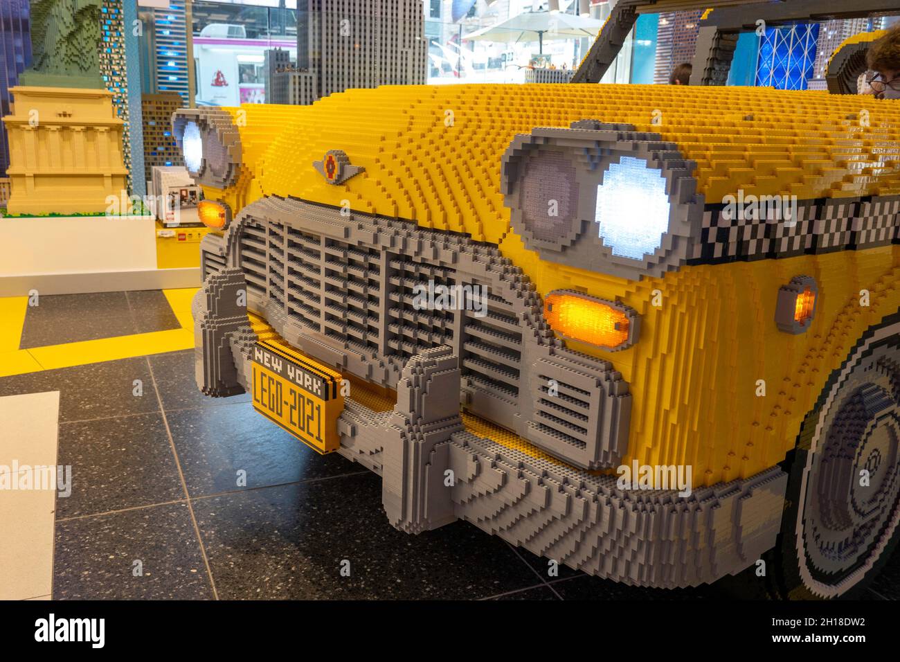 LEGO Toy Store, Rockefeller center, 2021, NYC, USA Stock Photo Alamy