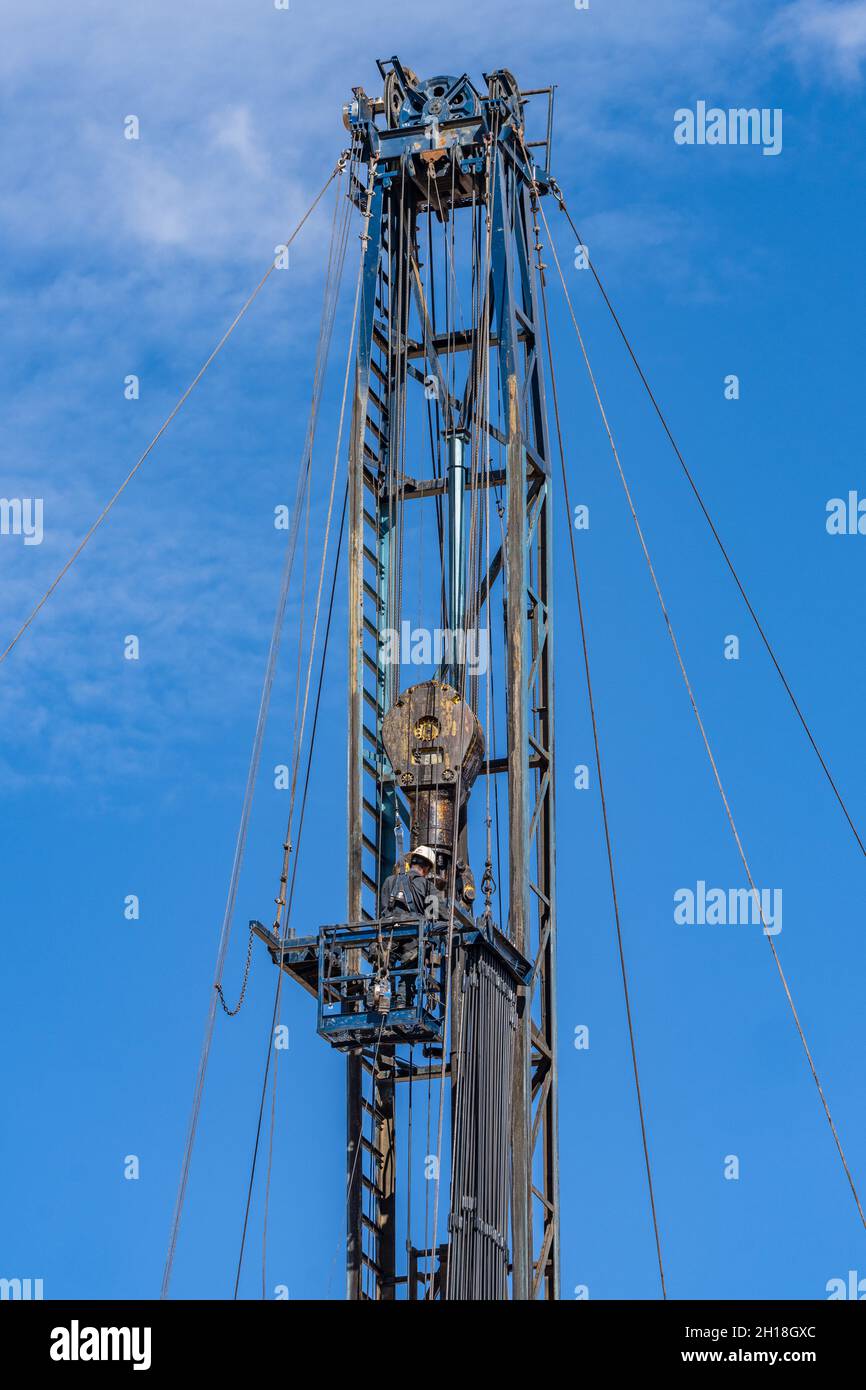 rod basket <a href='https://www.ruidapetroleum.com/product/category/Drilling-Rig-and-Workover-Rig'>workover rig</a> manufacturer