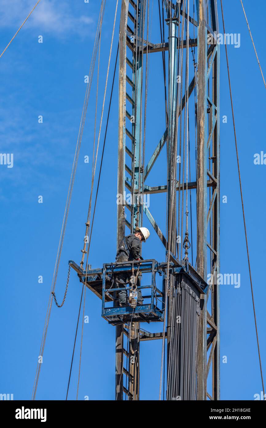 Derrickhand hires stock photography and images Alamy