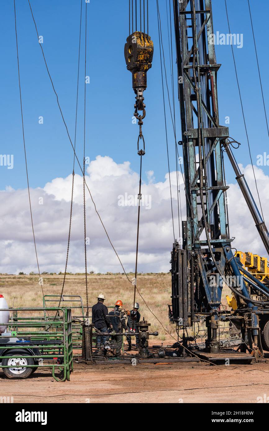 <a href='https://www.ruidapetroleum.com/product/category/Drilling-Rig-and-Workover-Rig'>workover rig</a> blowout made in china