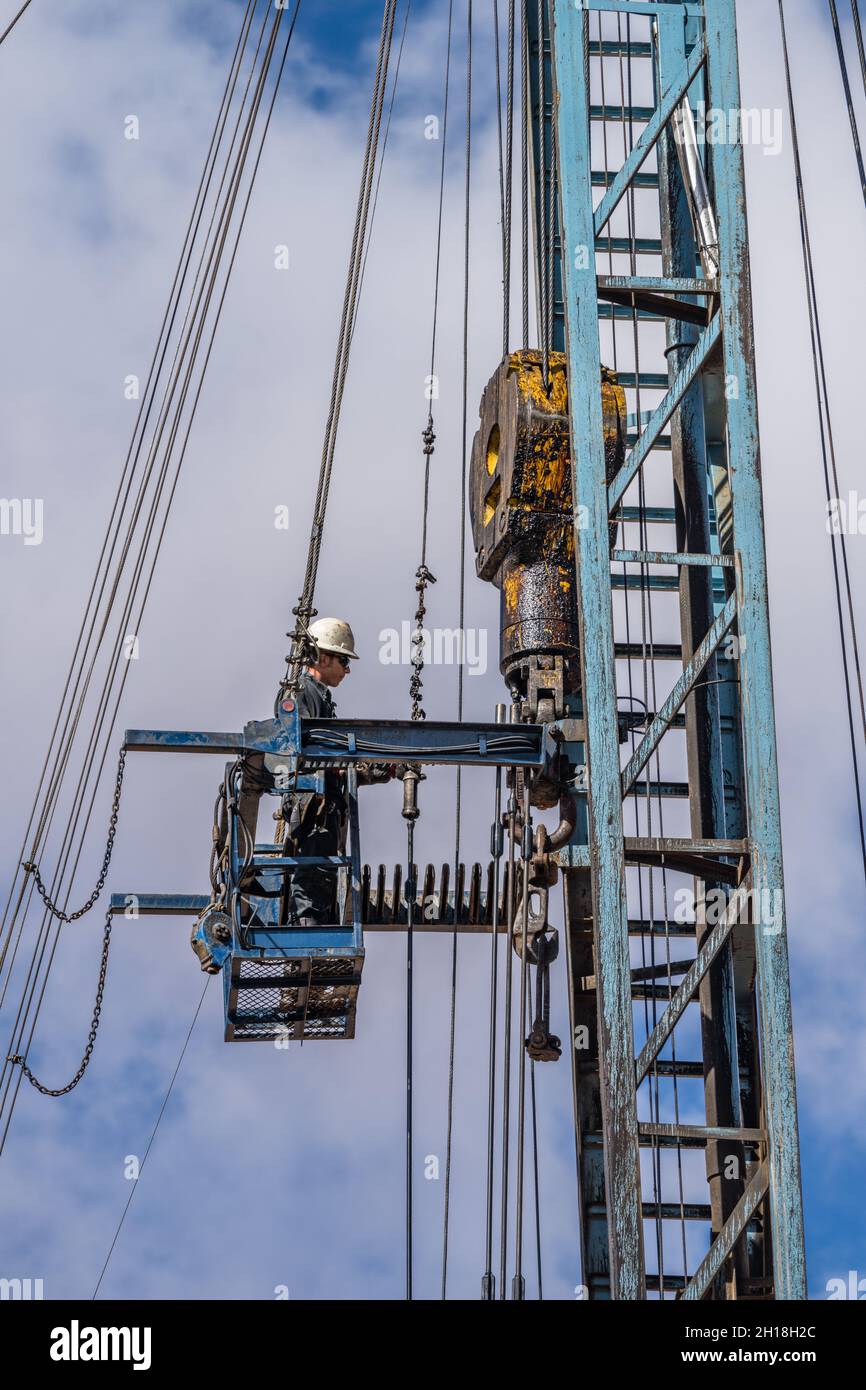 rod basket <a href='https://www.ruidapetroleum.com/product/category/Drilling-Rig-and-Workover-Rig'>workover rig</a> factory