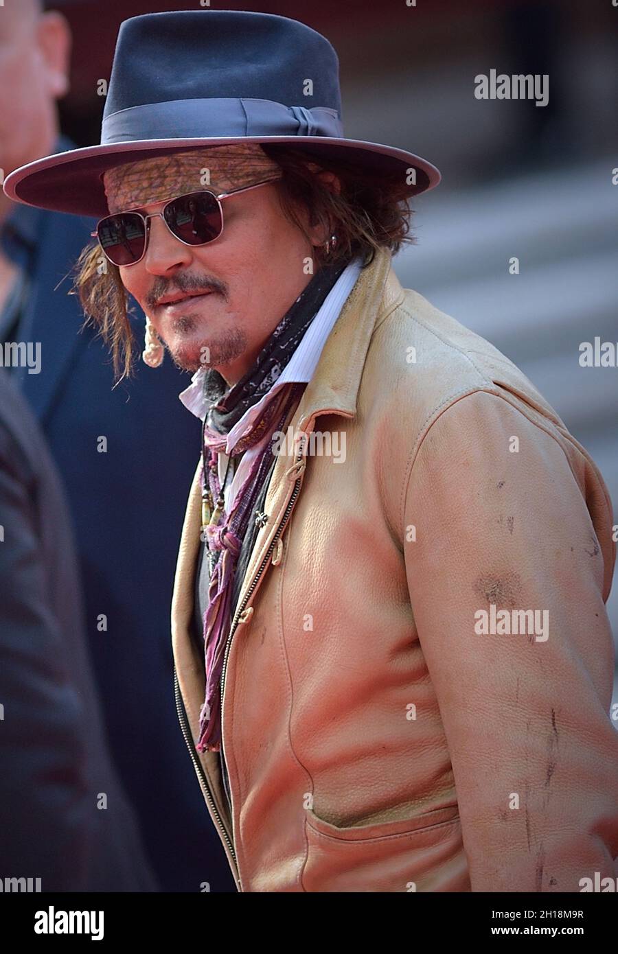 Johnny depp in italy hi-res stock photography and images - Alamy
