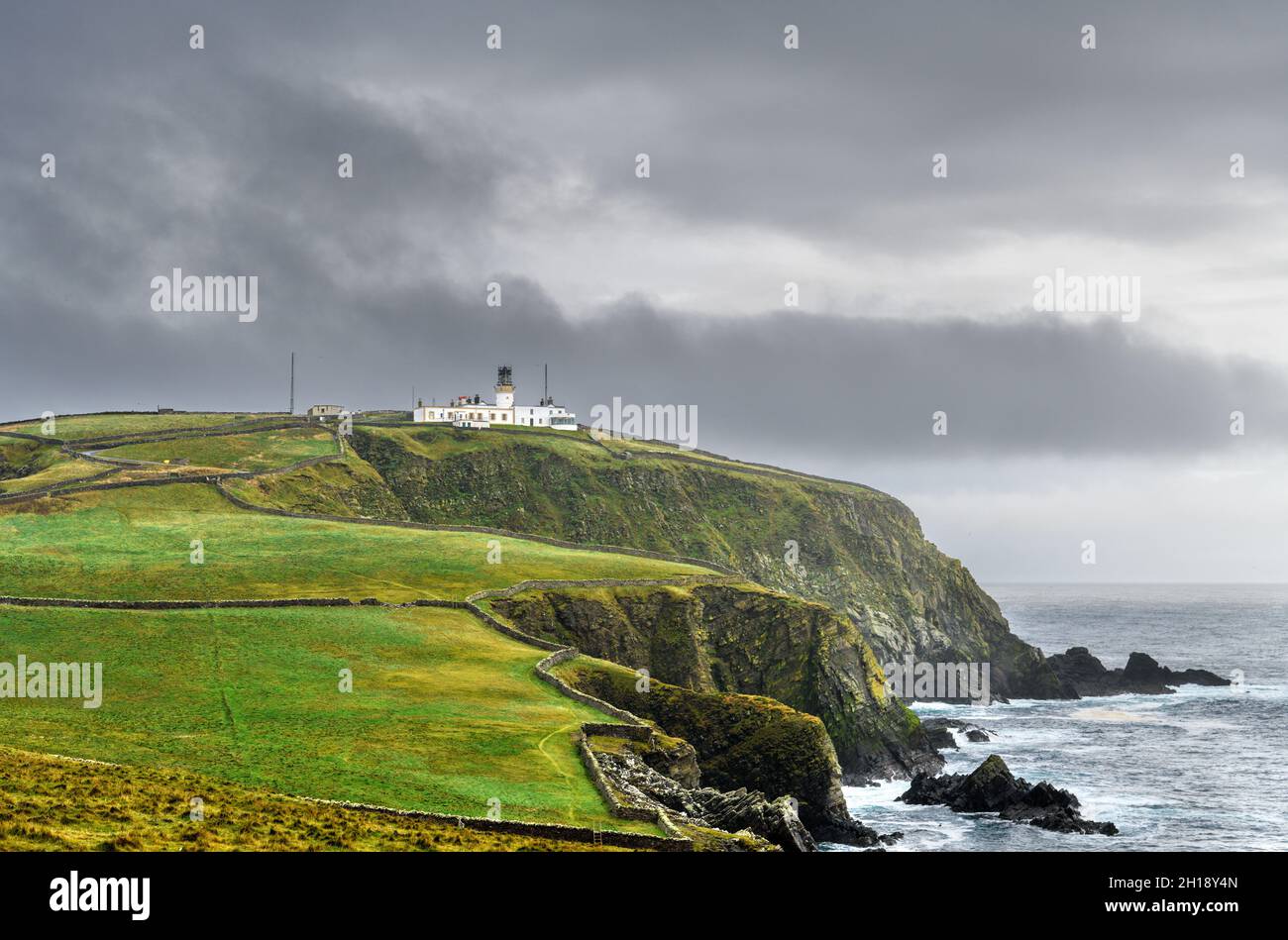 Sumburgh Head Lighthouse, Sumburgh Head, Mainland, Shetland, Scotland, UK Stock Photo