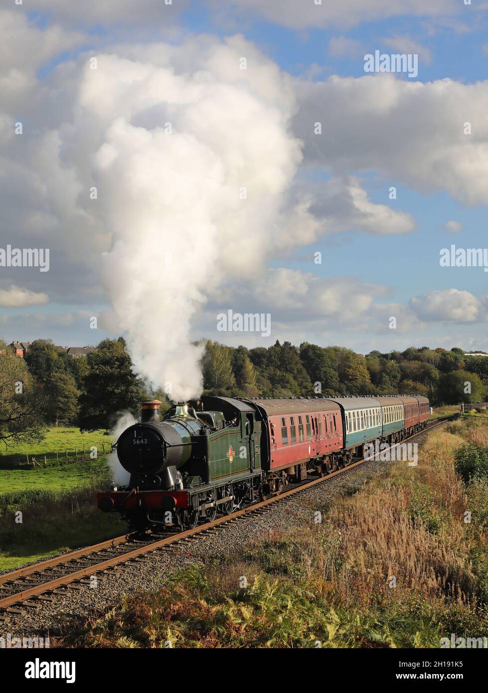 5643 passes Burrs during the East Lancs gala on 15.10.21. Stock Photo