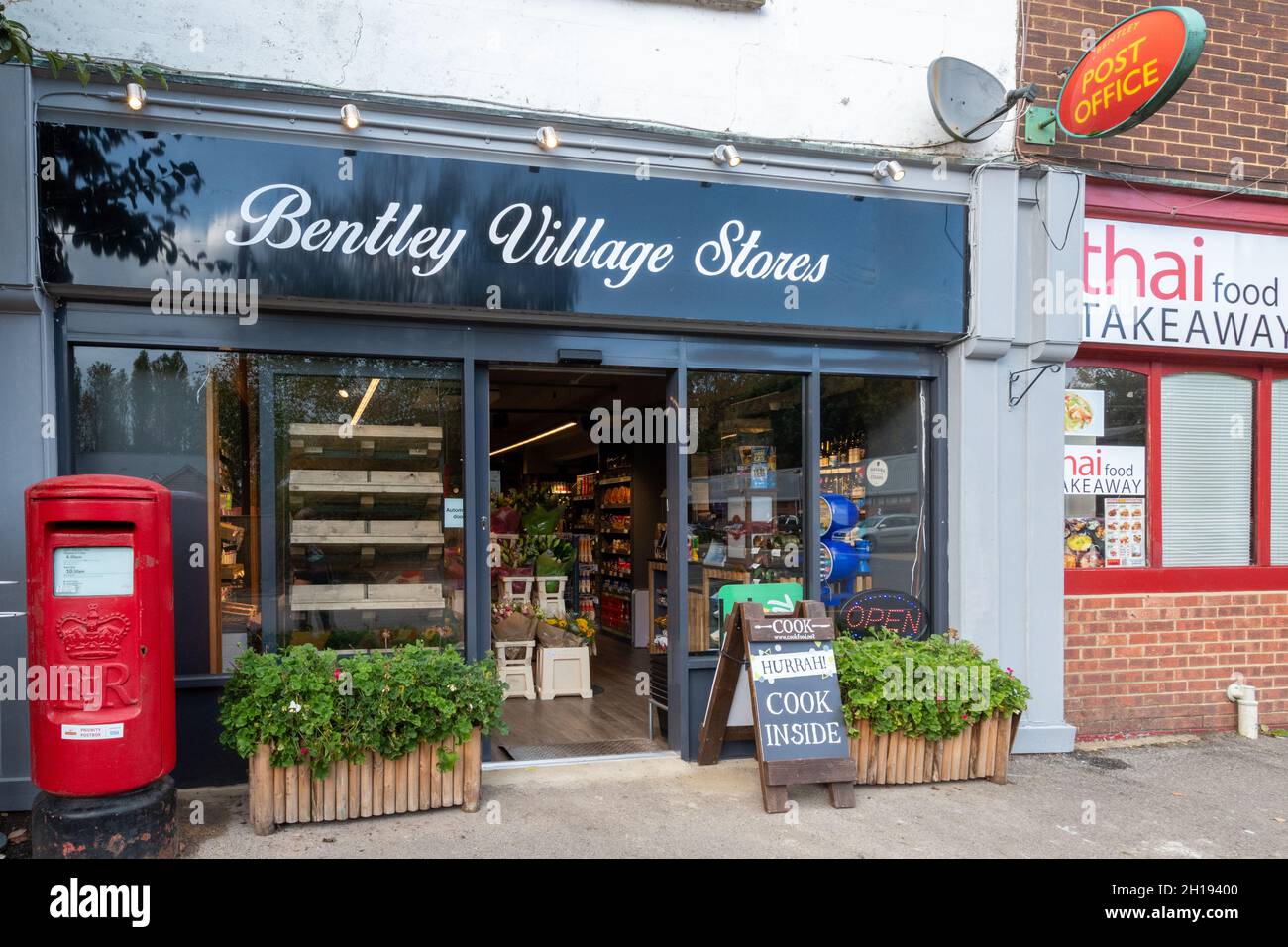 Bentley village stores hires stock photography and images Alamy