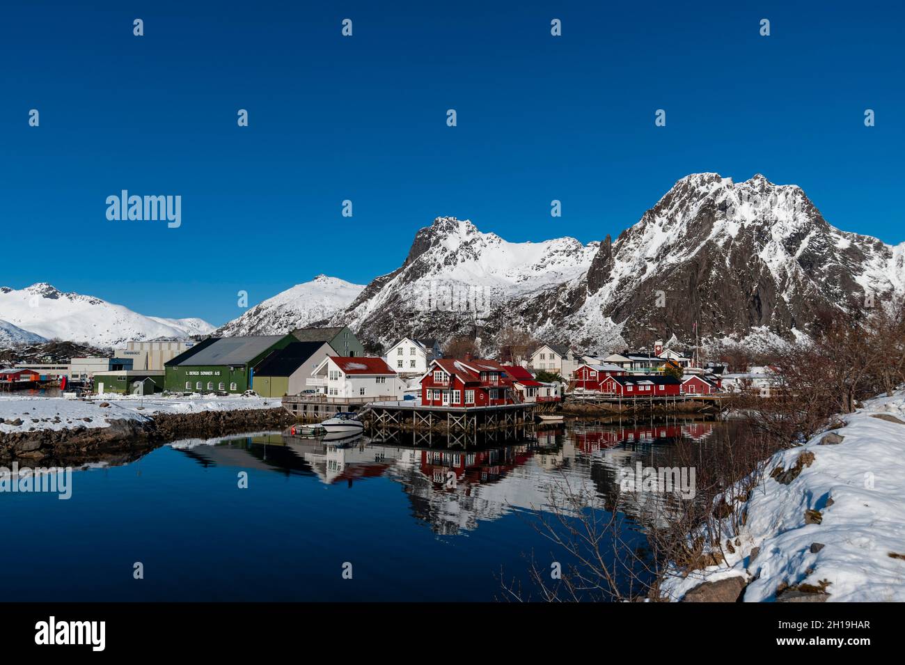 A scenic view of the Svolvaer waterfront and mountains. Svolvaer ...
