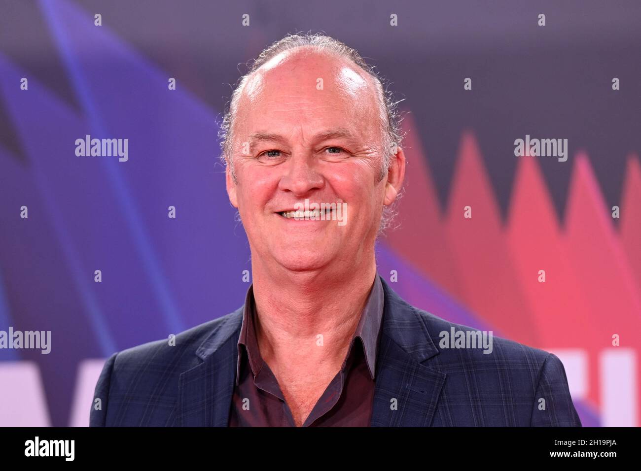 London, UK. 17 October 2021. Tim McInnerny arriving for the premiere of The Tragedy of Macbeth, at the Royal Festival Hall in London during the BFI London Film Festival. Picture date: Sunday October 17, 2021. Photo credit should read: Matt Crossick/Empics/Alamy Live News Stock Photo