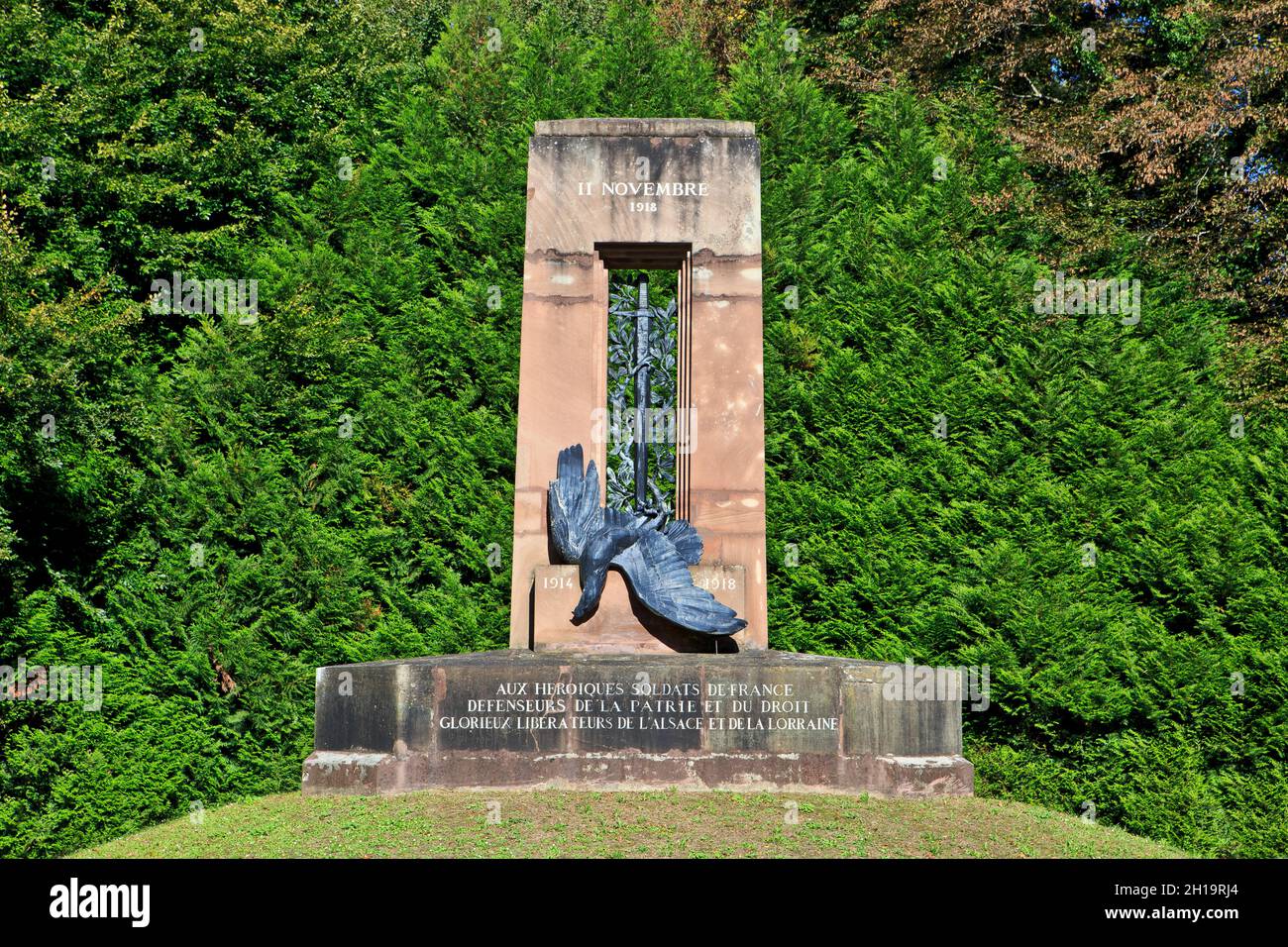 The 1918 Alsace-Lorraine Monument depicting a German eagle impaled by a sword in Compiegne (Oise), France Stock Photo