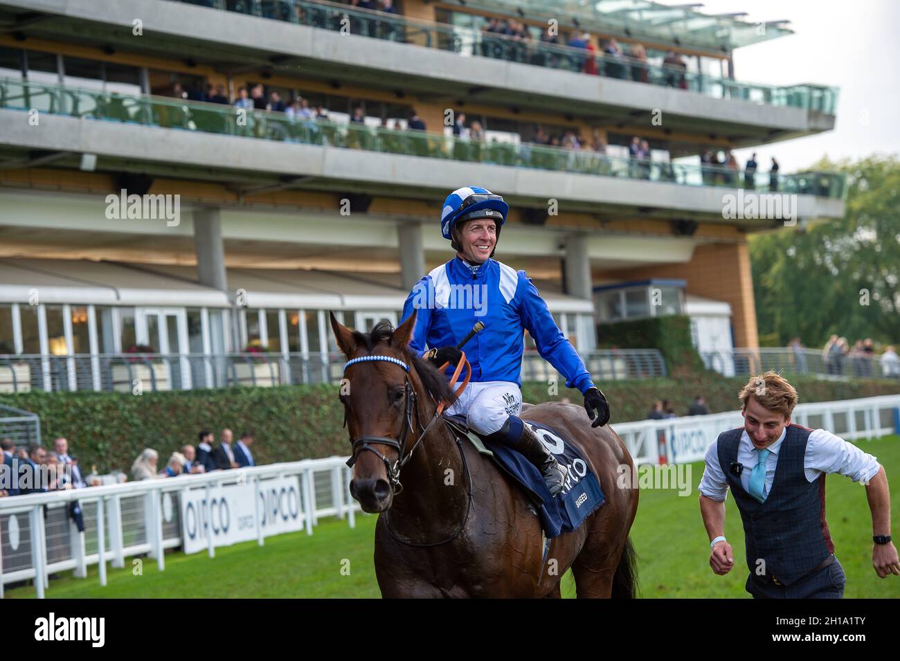 Queen elizabeth ascot 2021 hi-res stock photography and images - Alamy